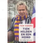 Photo of book Tien helden en een hond - Tom Egbers